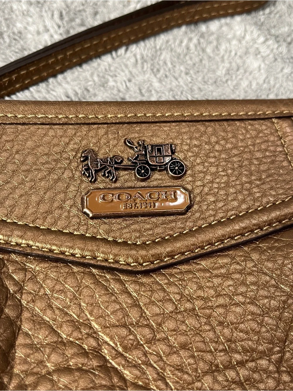 COACH Metallic Brown Leather Wristlet Clutch Y2K excellent